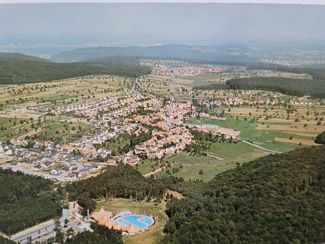 Luftbild vom Waldbad in den 1980ern